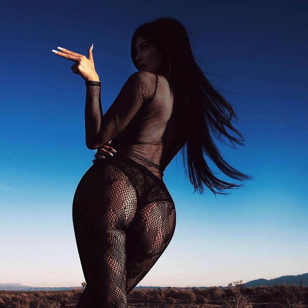 bear oso add kylie jenner nude photoshoot photo