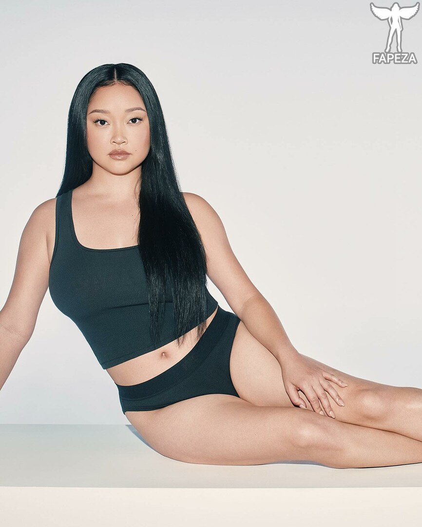 alex yao add lana condor nude photo