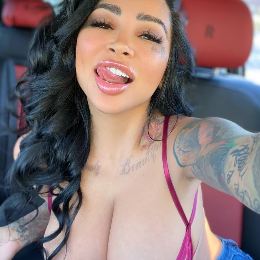 carol doody add brittanya razavi nude onlyfans photo