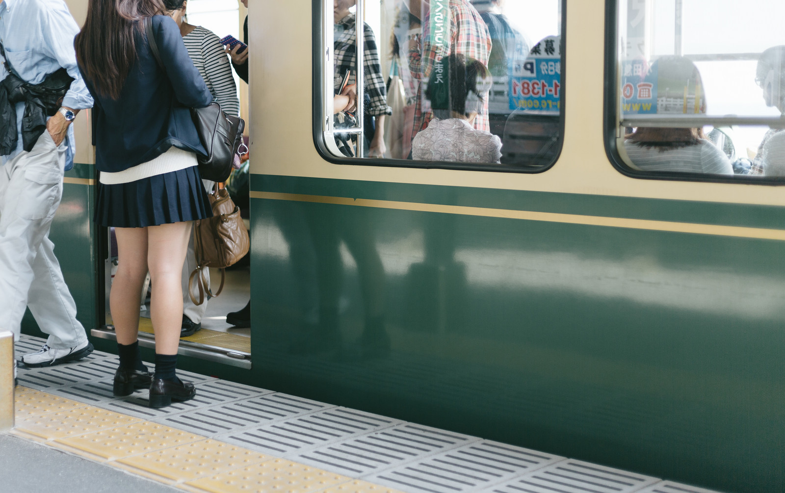 bennie walters add japanese molested in train photo