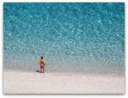 andrew mellert add nude on spanish beach photo