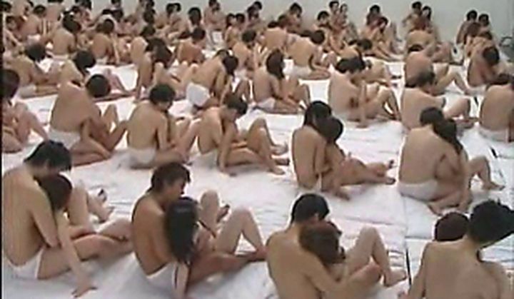 chris stefano add 500 people orgy photo