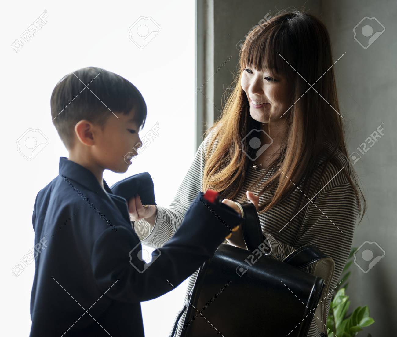 atif tabasum add bokeh japanese mom and son photo