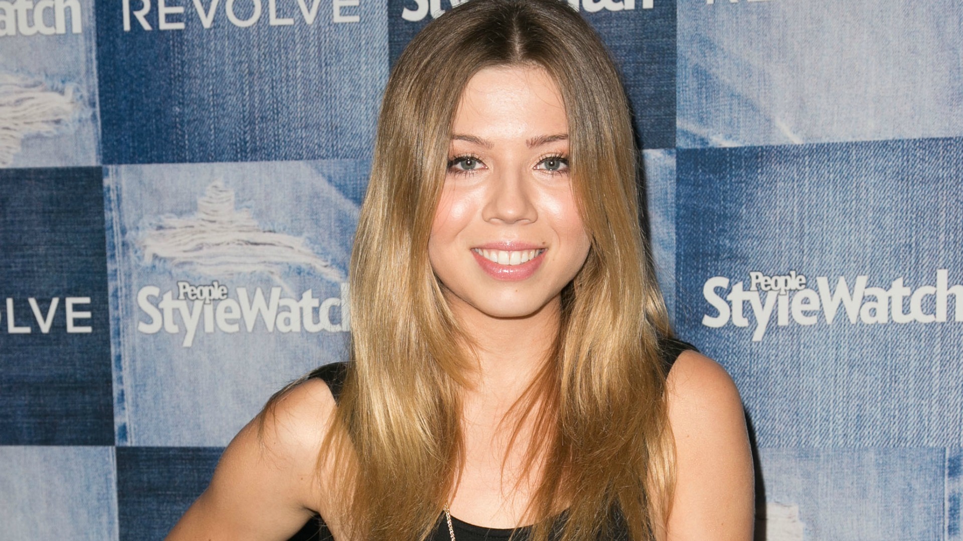 angga saputra add jennette mccurdy butt photo