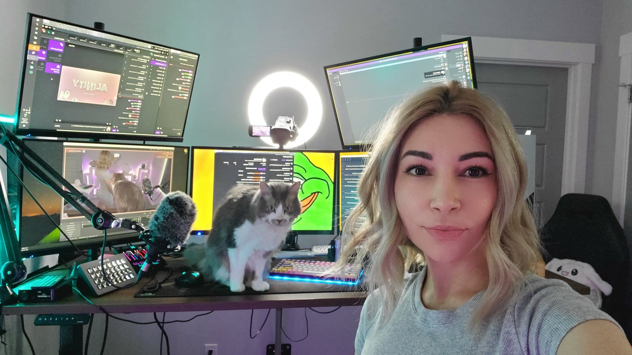 dave turtzo add alinity naked photo