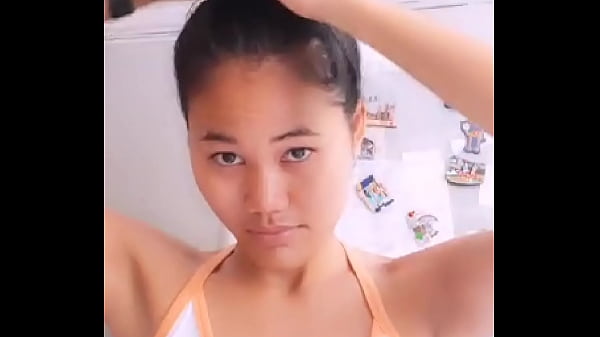 co hoang add filipina nip slip photo