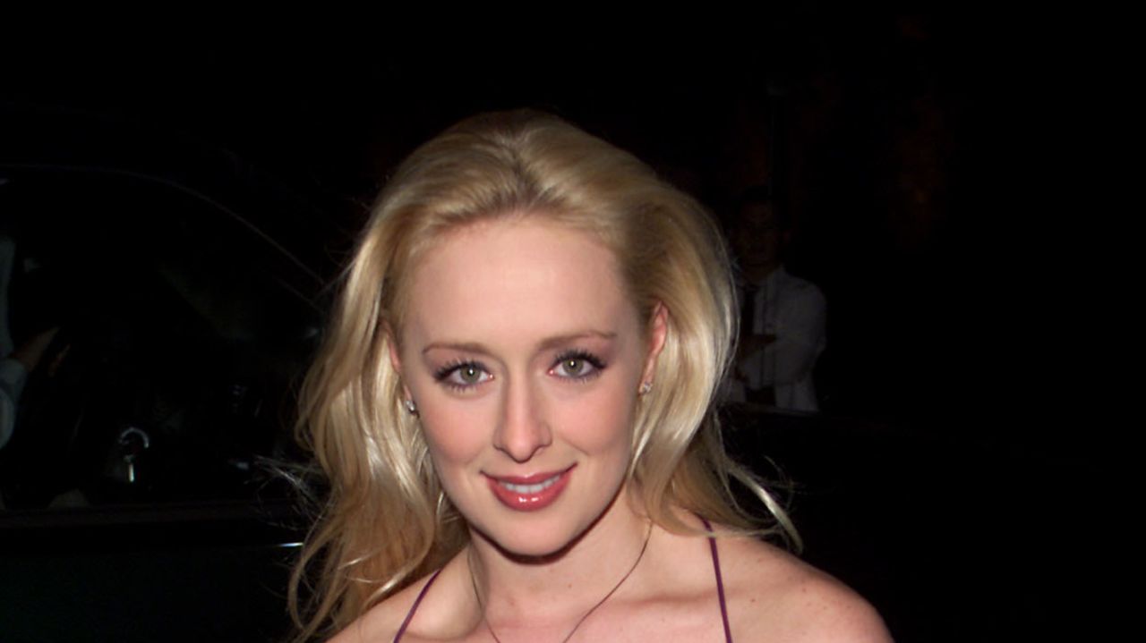 amy boutelle add mindy mccready nude photo