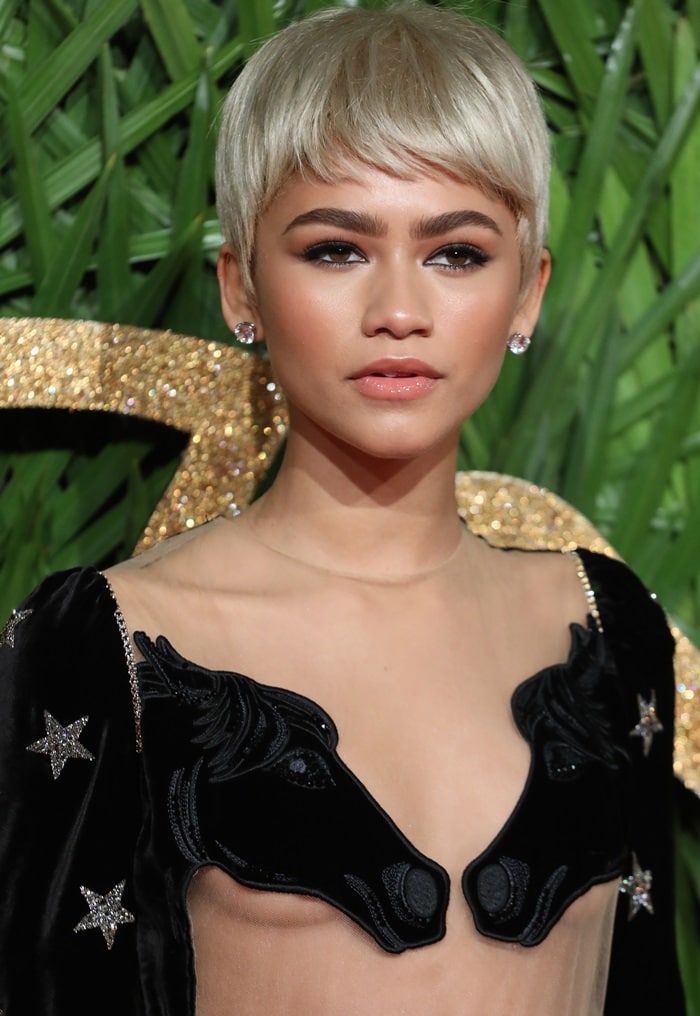 bill richcreek add zendaya tits photo