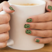 aidan pang add queensnake nails photo