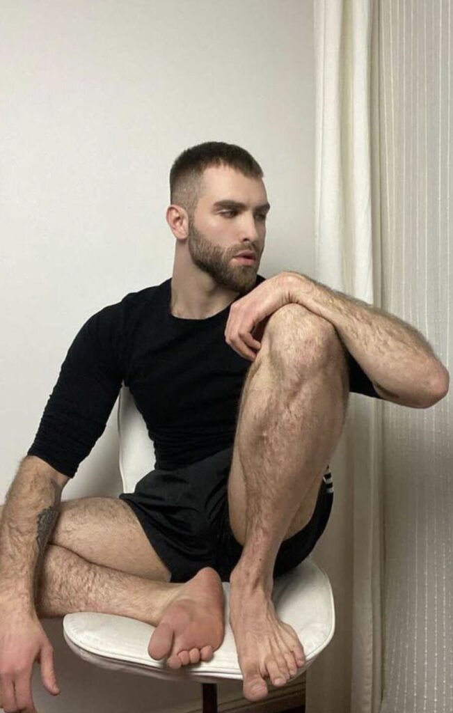 balonzo add gay porn legs photo