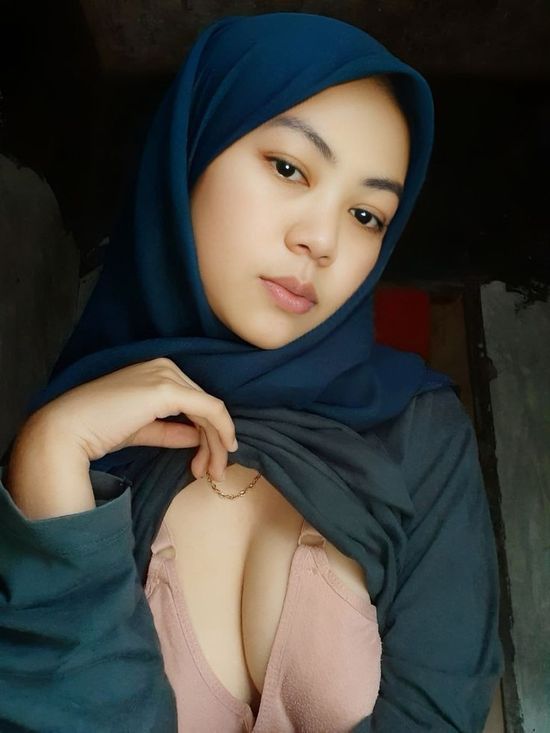 cristina rohde add awek melayu tetek besar image