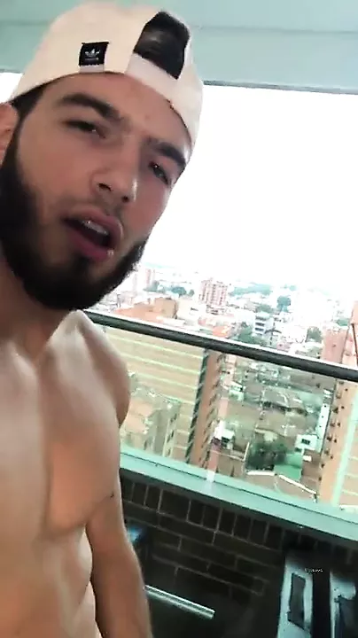 antonio cheek add Yungfang chaturbate photo