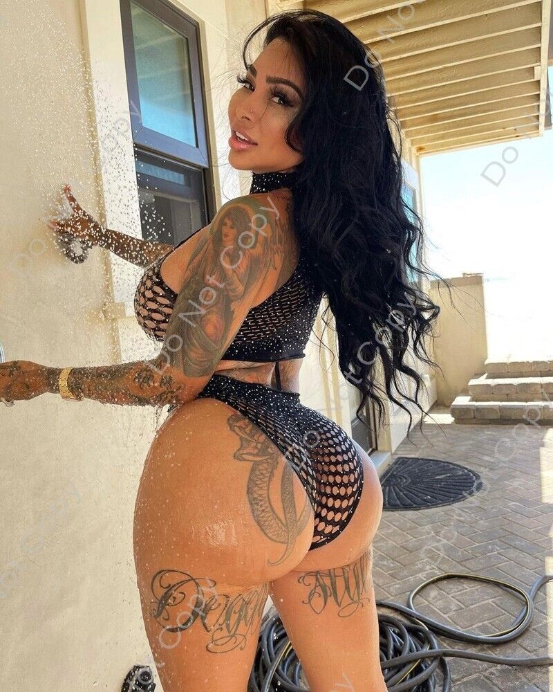 carlos verdecia add brittanya razavi cams image