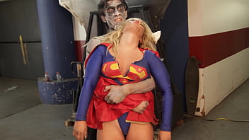 christopher mountain add superheroine xxx photo