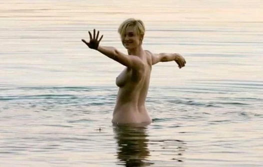 chino capellan add elizabeth debicki tits photo