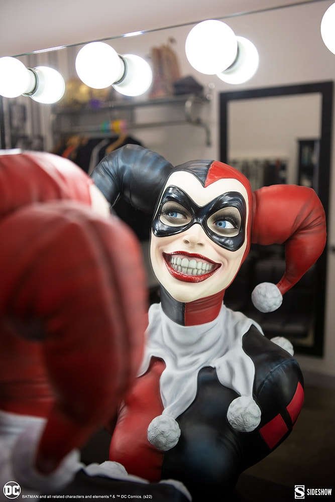 dan danheim add harley quinn face sitting photo