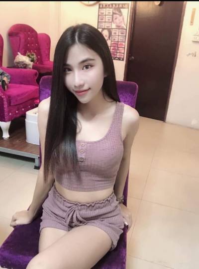 courtney lustig add ladyboy nan photo