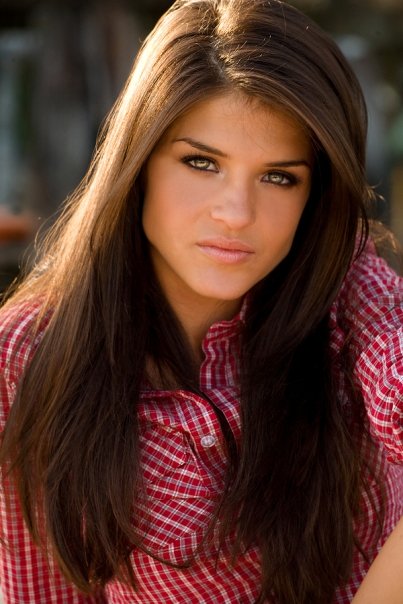 derrick calvert add marie avgeropoulos naked image