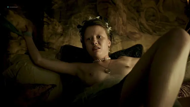 chaz heath add mia goth tits photo