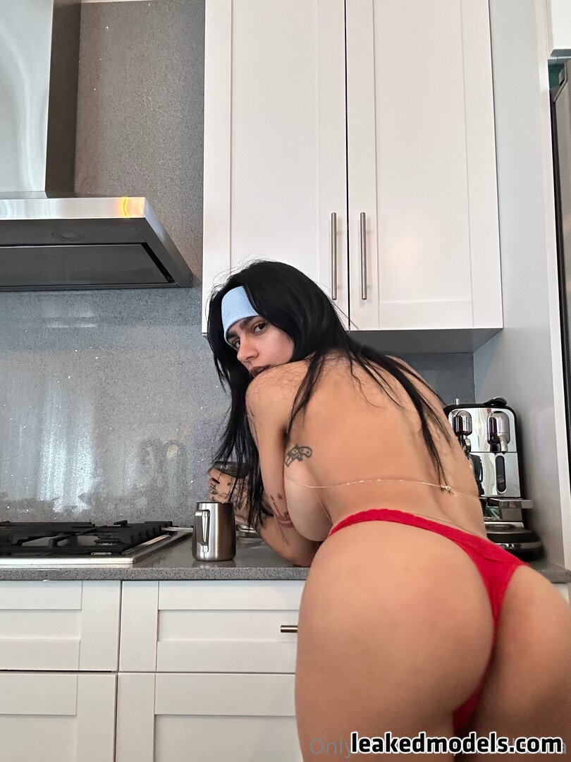 billy stubblefield add mia khalifa leaked photo