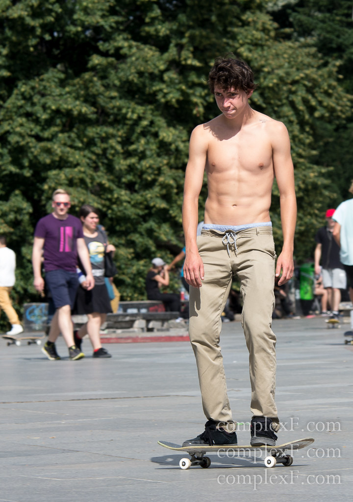 amnon zakay add skater twinks photo