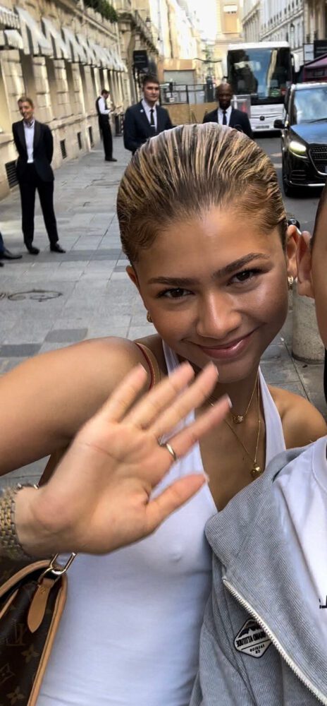 baljinder johal add zendaya nips image